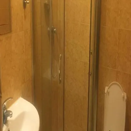 Qronfli Guest house San Lawrenz